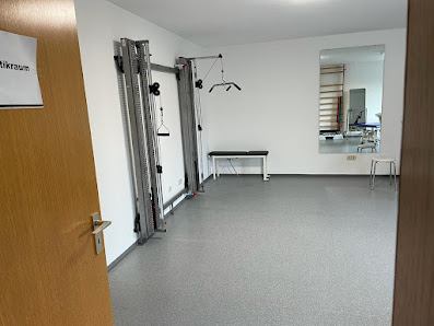 Physiotherapie Hildebrand / HeCoPa München-Moosach GmbH & Co.KG Feldmochinger Str. 53, 80993 München, Deutschland