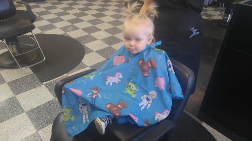 Hair Salon «Smart Looks Family Hair Salon», reviews and photos, 1125 W Pipeline Rd, Hurst, TX 76053, USA