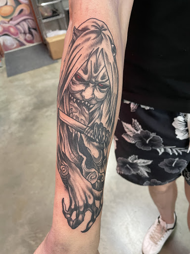 Tattoo Shop «Blue Collar Tattoo», reviews and photos, 14421 Wallin Dr, Plainfield, IL 60544, USA