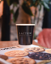 Plats et boissons du Café LACTEM Café à Paris - n°10