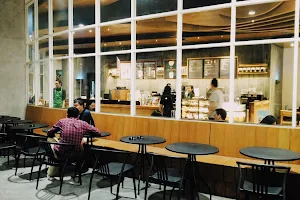 Starbucks image