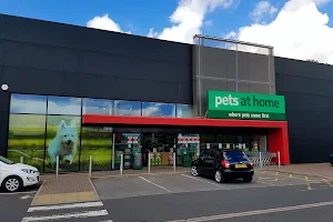 Pets at Home Leeds Crown Point image