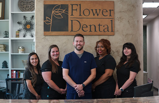 Dentist «Flower Dental», reviews and photos