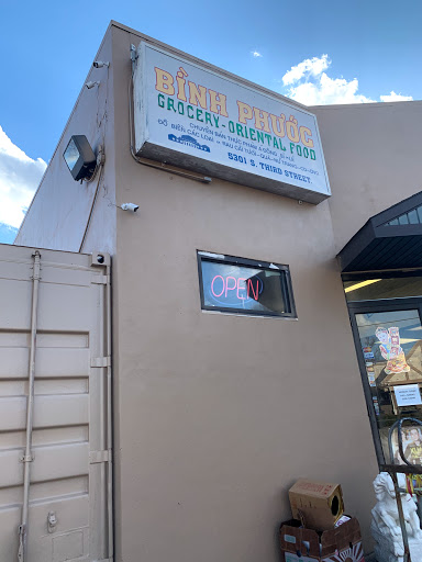 Grocery Store «Phuoc Binh Grocery», reviews and photos, 5301 S 3rd St, Louisville, KY 40214, USA