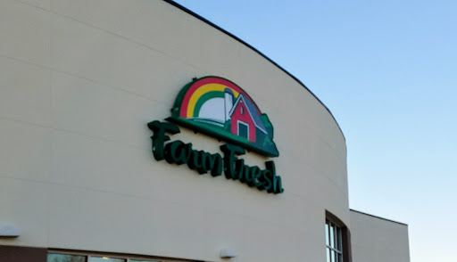 Grocery Store «Farm Fresh», reviews and photos, 227 Fox Hill Rd, Hampton, VA 23669, USA