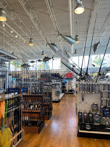 Marine Supply Store «West Marine», reviews and photos, 2401 S Andrews Ave, Fort Lauderdale, FL 33316, USA