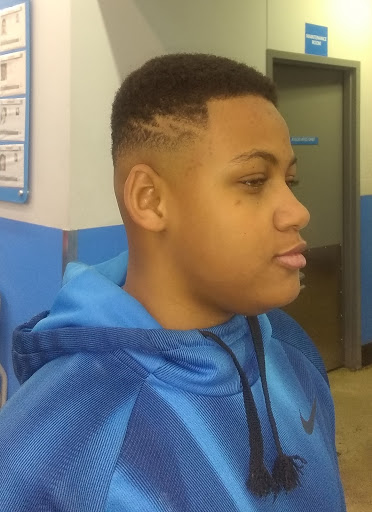 Barber Shop «Dapper G Cuts Barbershop», reviews and photos, 807 S General McMullen Dr, San Antonio, TX 78237, USA