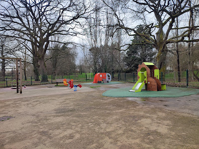 Aire jeux enfants à Cesson-Sévigné