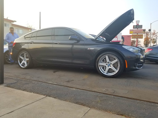 Used Car Dealer «Pacific Luxury Motors, Inc.», reviews and photos, 2660 Lincoln Blvd, Santa Monica, CA 90405, USA