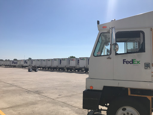 Mailing Service «FedEx SmartPost», reviews and photos, 1517 Greens Rd, Houston, TX 77032, USA