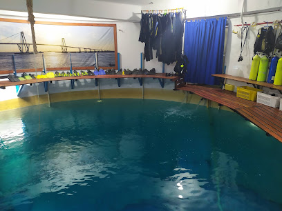 Escuela de Buceo Deportivo 'Cruz del Sur'