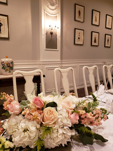 Florist «Point Loma Village Florist», reviews and photos, 3020 Cañon St, San Diego, CA 92106, USA