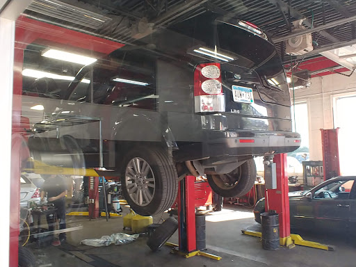 Auto Repair Shop «Auto Motion Sales and Repair», reviews and photos, 4419 Excelsior Blvd, St Louis Park, MN 55416, USA