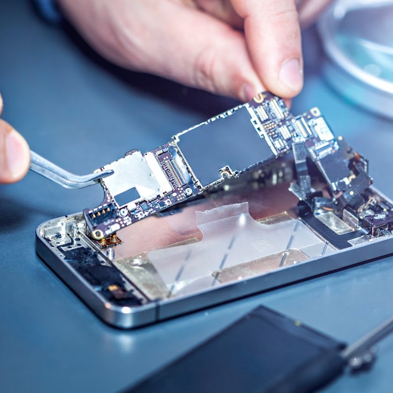 CaseMogul Phone Repair Calgary - Bow Valley Square