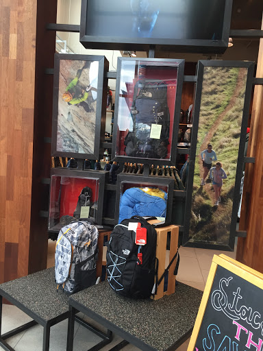 Clothing Store «The North Face», reviews and photos, 4025 Gramercy St, Columbus, OH 43219, USA