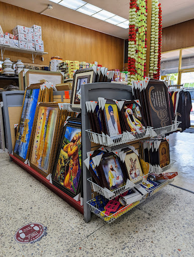 Grocery Store «India Merchandise», reviews and photos, 200 W Yosemite Ave, Manteca, CA 95337, USA