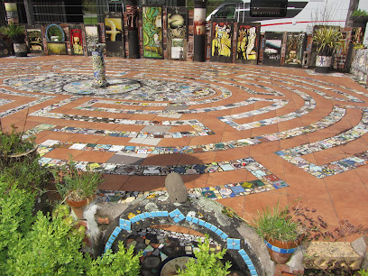 Hari Hari mosaic garden