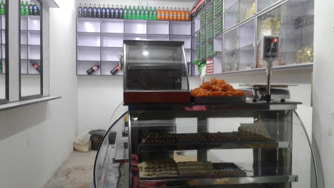 लक्ष्मी मिष्ठान भंडार,बडबर
