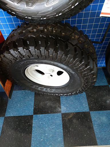 Tire Shop «Firestone Complete Auto Care», reviews and photos, 12876 S Cleveland Ave, Fort Myers, FL 33907, USA