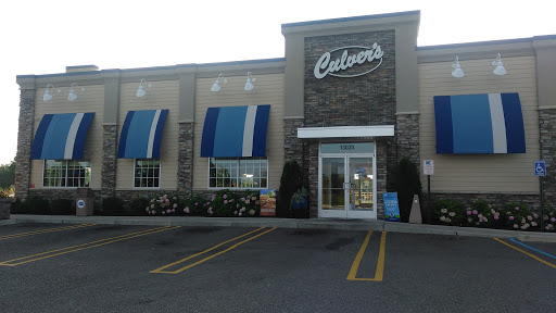 Grocery Store «Meijer», reviews and photos, 13000 Middlebelt Rd, Livonia, MI 48150, USA