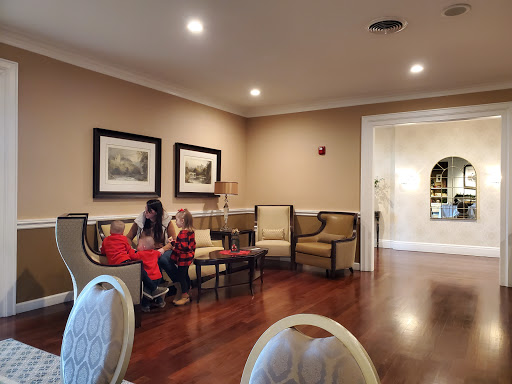 Country Club «Hickory Hills Country Club», reviews and photos, 3909 E Cherry St, Springfield, MO 65809, USA