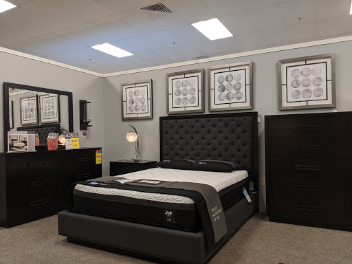 Furniture Store «Raymour & Flanigan Furniture and Mattress Store», reviews and photos, 1360 S Washington St, North Attleborough, MA 02760, USA