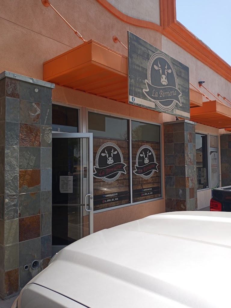 La Birrieria Red Tacos 92231