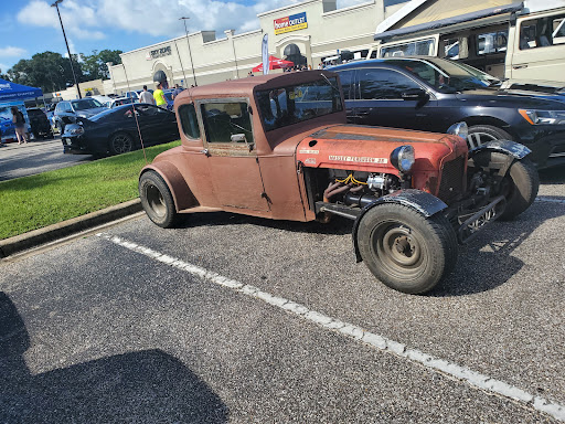 Home Improvement Store «Surplus Warehouse», reviews and photos, 5007 N Davis Hwy #8, Pensacola, FL 32507, USA