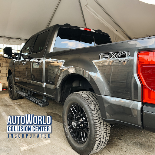 Auto Body Shop «AUTOWORLD Collision Center», reviews and photos, 27967 Beale Ct, Valencia, CA 91355, USA