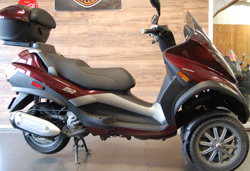 Fache Motorcycles & Scooters sales-repairs shop