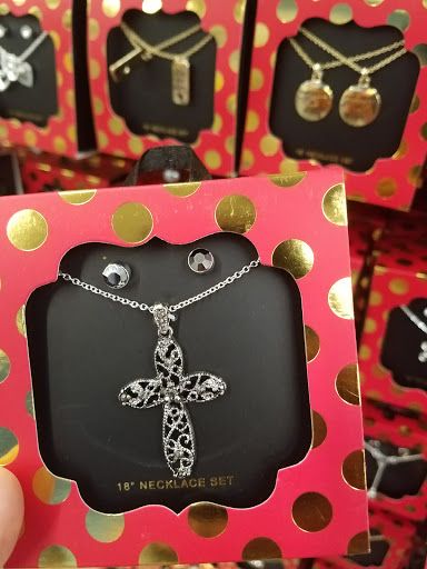 Discount Store «Walmart», reviews and photos, 1720 E Hillsborough Ave, Tampa, FL 33610, USA