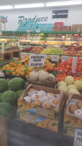 Shopping Mall «Pines Shopping Center», reviews and photos, 650 Elden St, Herndon, VA 20170, USA