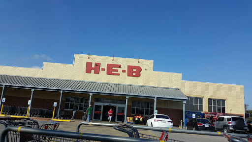 Grocery Store «H-E-B Grocery», reviews and photos, 1239 E Mulberry St, Angleton, TX 77515, USA
