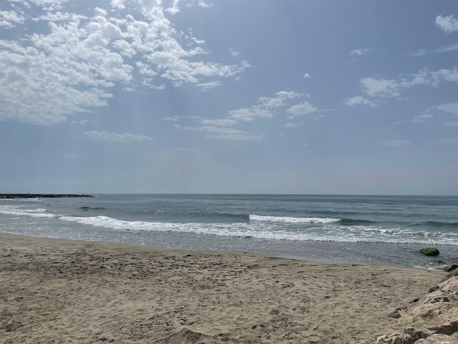 Plage de la Courbe'in fotoğrafı düz ve uzun ile birlikte