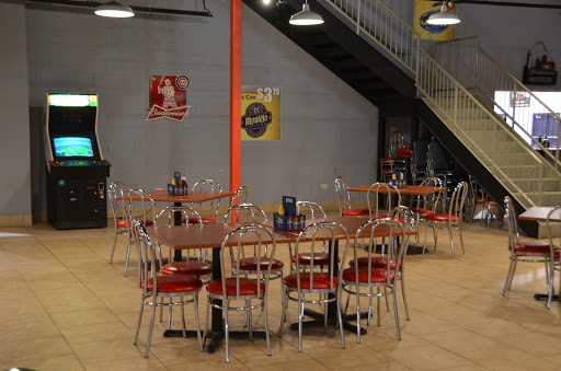 Outdoor Sports Store «Ho Chunk Sports and Expo Center», reviews and photos, 10 Southland Dr, Lynwood, IL 60411, USA