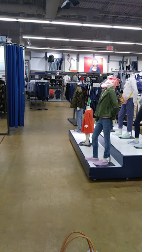 Clothing Store «Old Navy», reviews and photos, 220 IL-59, Naperville, IL 60540, USA
