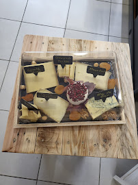 Fabrication du fromage du Restaurant La Tomme d'Isa à Auvers-sur-Oise - n°4