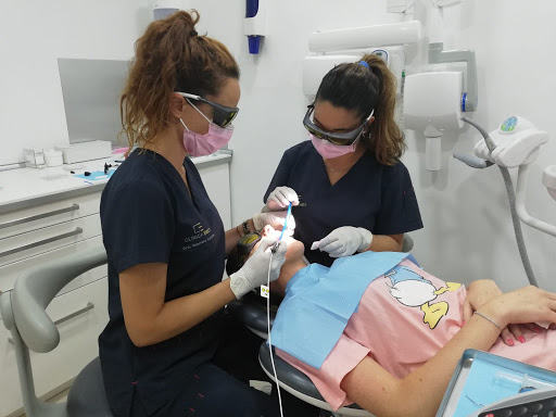 Información y opiniones sobre Clínica Dental EMET S.L. de Sevilla