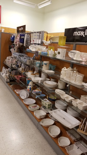 Department Store «T.J. Maxx», reviews and photos, 8173 E Broad St, Reynoldsburg, OH 43068, USA