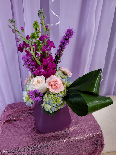 Florist «Artistic Florist Of Tampa», reviews and photos, 2509 W Busch Blvd, Tampa, FL 33618, USA