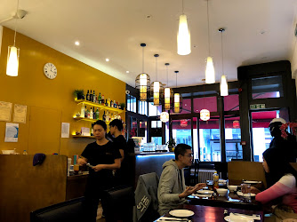 Lin's Restaurant & Bar