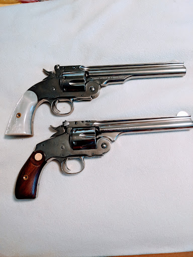 Gun Shop «Guns Plus», reviews and photos, 705 E Race Ave, Searcy, AR 72143, USA