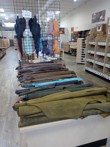 Craft Store «Tandy Leather Nashville-131», reviews and photos, 405 Harding Industrial Dr, Nashville, TN 37211, USA