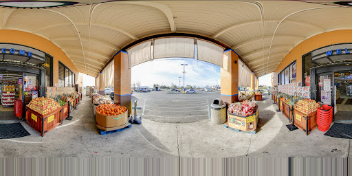 Supermarket «La Reina SuperMarkets», reviews and photos, 1357 E Louise Ave, Lathrop, CA 95330, USA