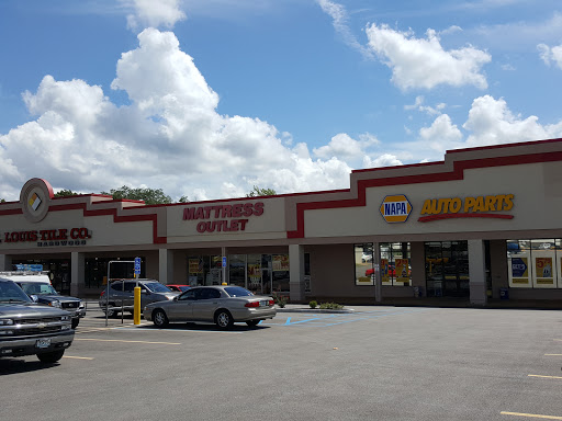Auto Parts Store «NAPA Auto Parts - Genuine Parts Company», reviews and photos, 37 Nationalway Shopping Center, Manchester, MO 63011, USA