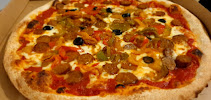 Plats et boissons du Pizzas à emporter Nulle Pizz'Ailleurs à Genay - n°12