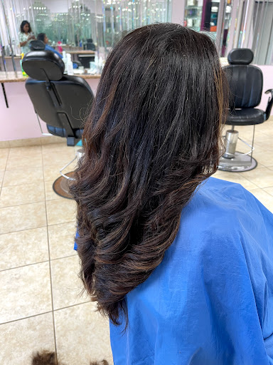 Beauty Salon «SAKHI SALON», reviews and photos, 939 W Golf Rd, Schaumburg, IL 60194, USA