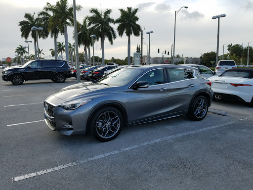 Car Dealer «Lauderdale INFINITI», reviews and photos, 900 E Sunrise Blvd, Fort Lauderdale, FL 33304, USA