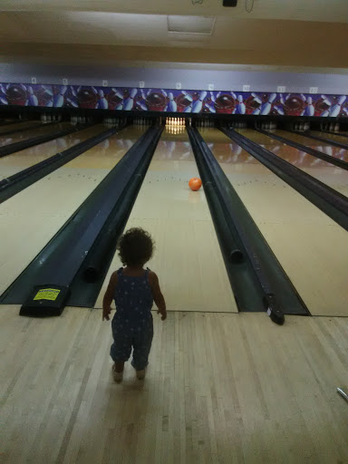 Bowling Alley «Bellair Lanes», reviews and photos, 2575 N Atlantic Ave, Daytona Beach, FL 32118, USA