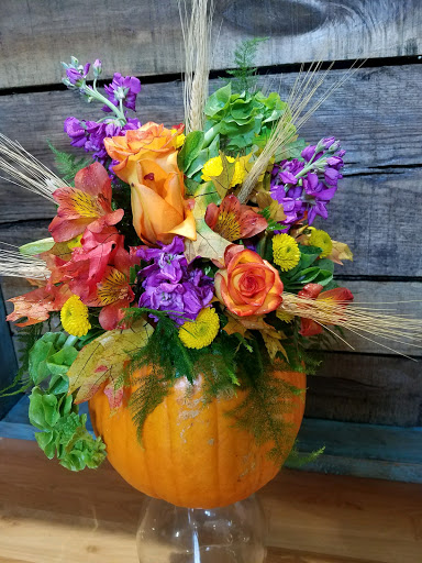 Garden Center «Lake Anna Nursery», reviews and photos, 71 Oak Grove Dr, Mineral, VA 23117, USA